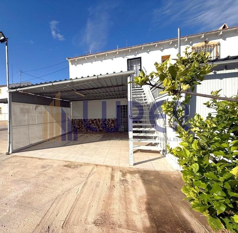 Vista exterior de Casa o xalet de lloguer en San Vicente del Raspeig / Sant Vicent del Raspeig
