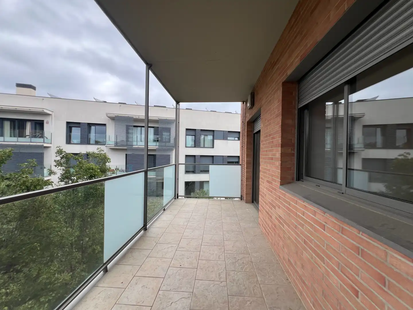 Terrasse von Wohnung zum Verkauf in Sant Cugat del Vallès mit Klimaanlage, Heizung und Privatgarten