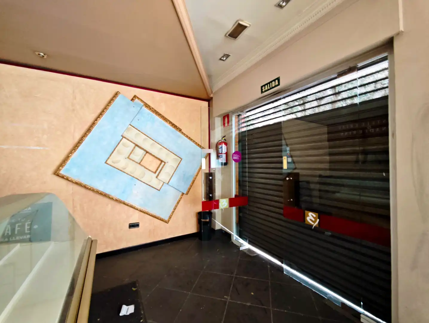 Commercial properties for sale in Durango  with Air Conditioner, Heating and Furnished