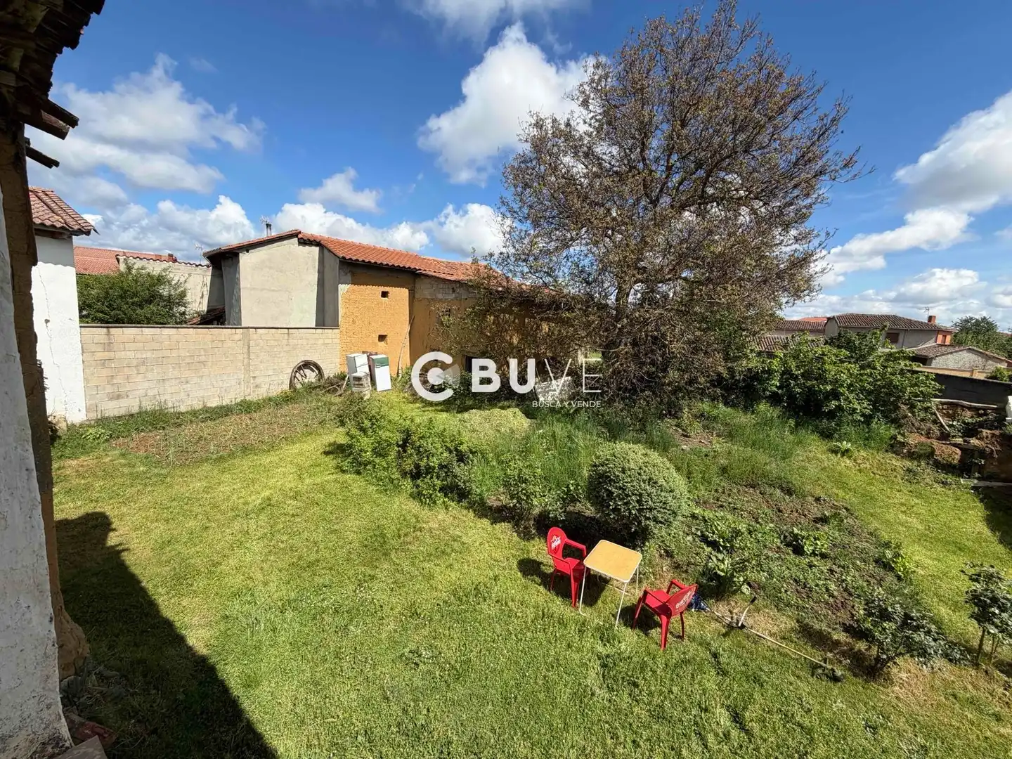 Casa o chalet en venta en Almanza con Calefacción, Jardín privado y Trastero