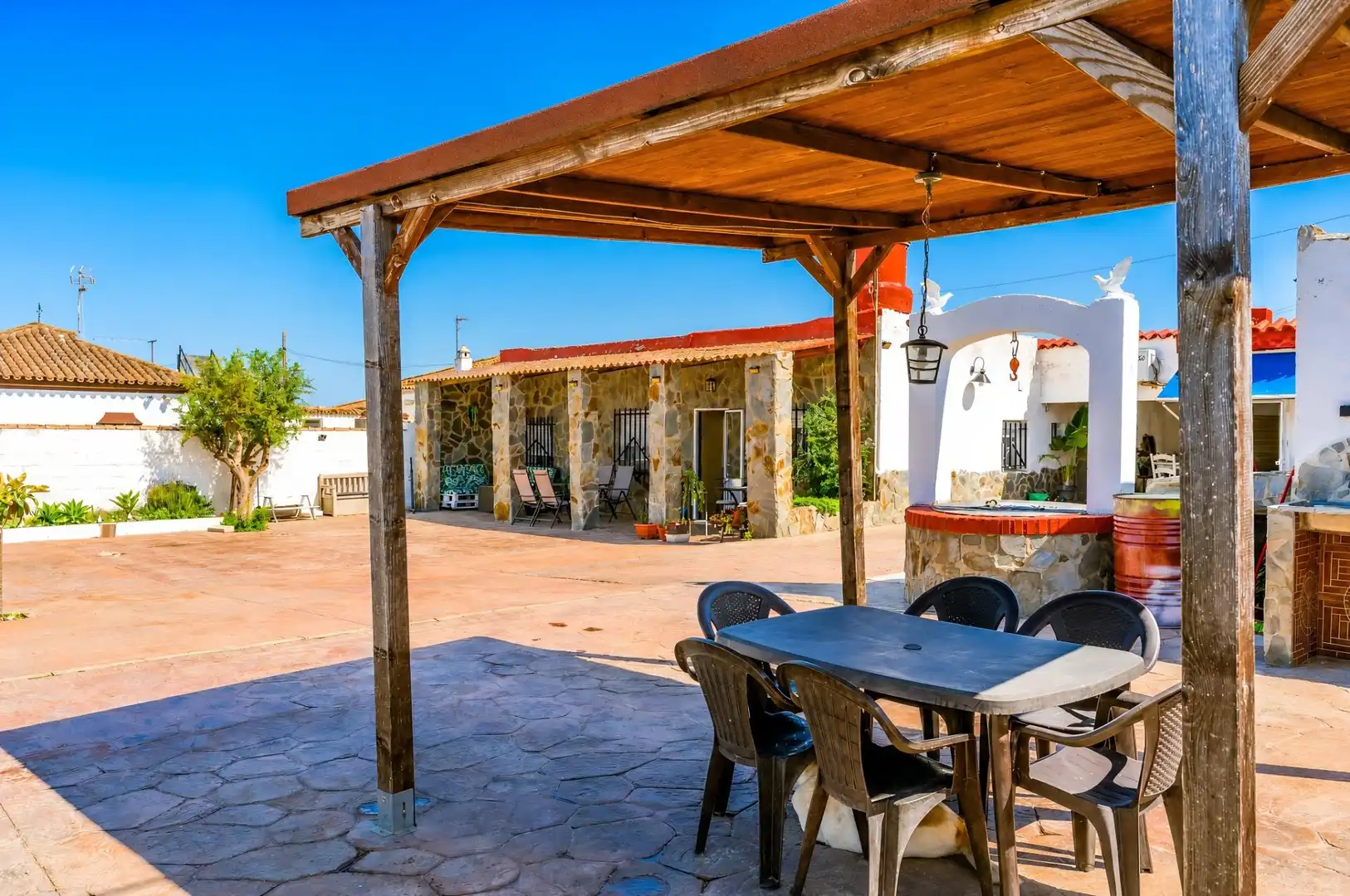 Terrassa de Casa o xalet en venda en Chiclana de la Frontera amb Aire condicionat, Jardí privat i Terrassa