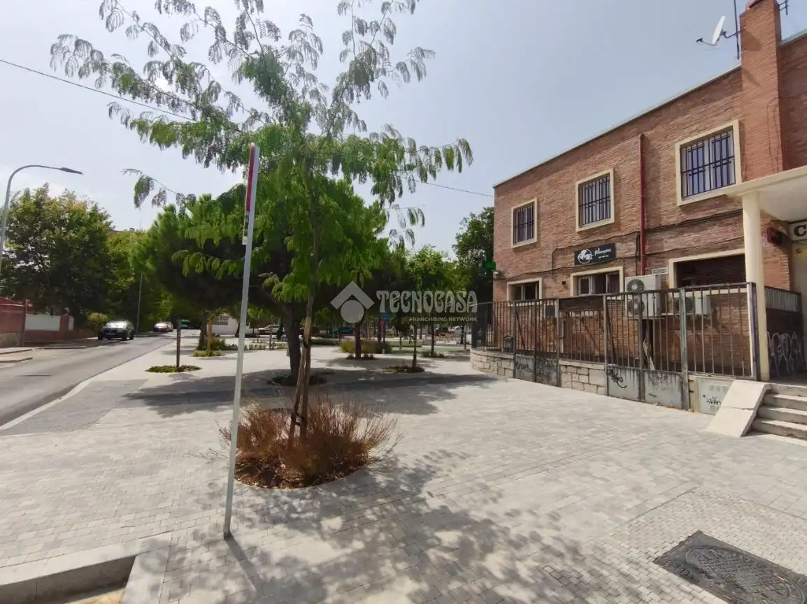 Business premises to rent in San Blas, imagen 16