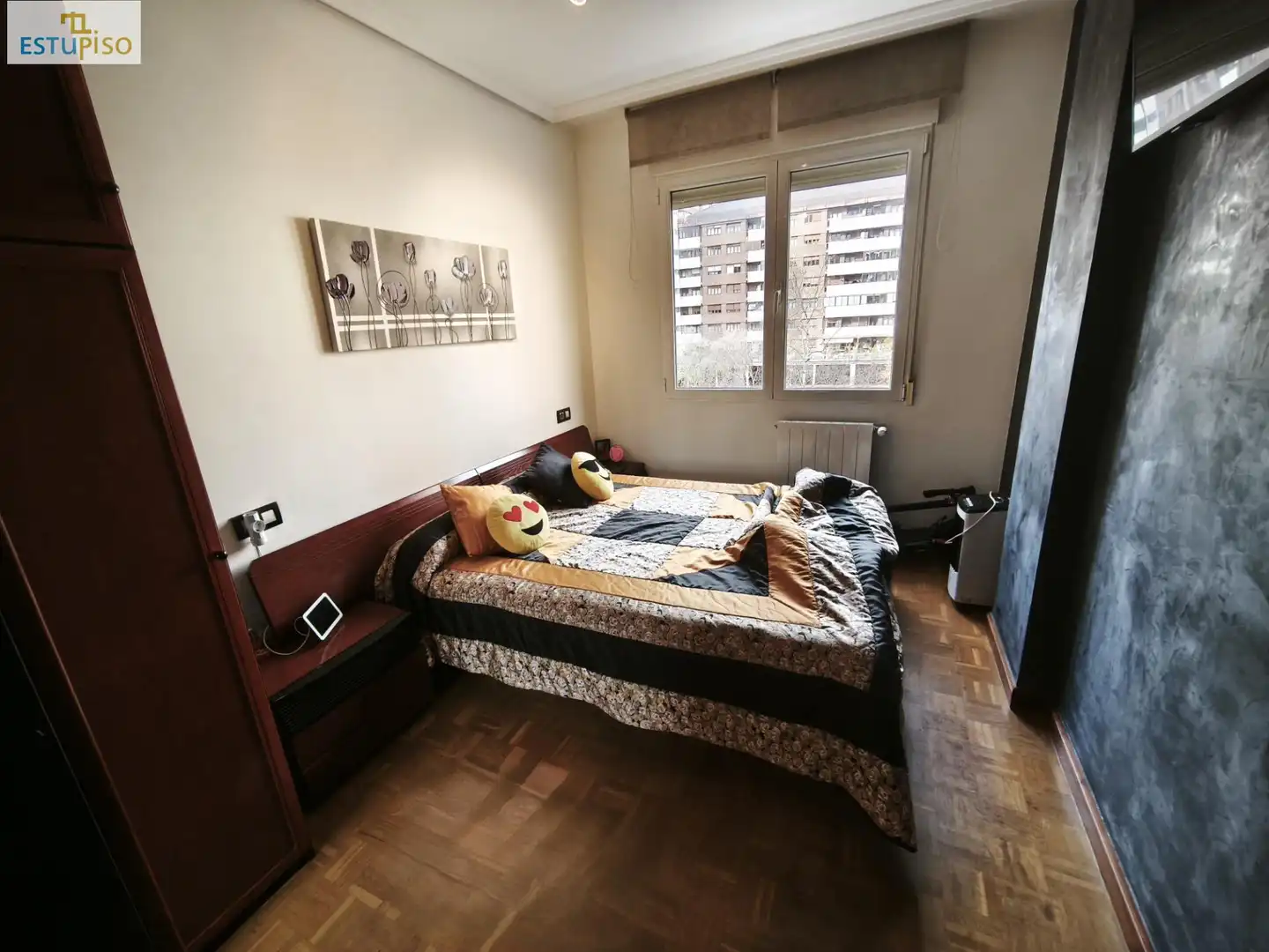 Dormitori de Pis en venda en Vitoria - Gasteiz amb Calefacció, Parquet i Terrassa