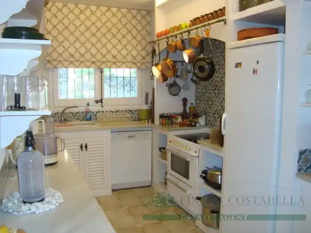 House with pool for sale in Urbanitzacions del Nord, imagen 9