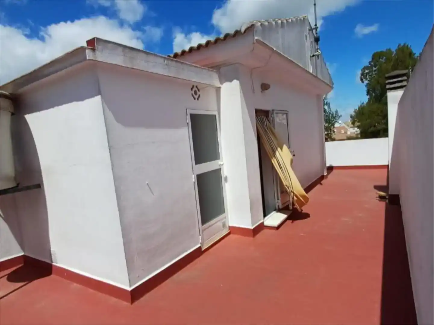 Vista exterior de Piso en venta en Doña Mencía con Balcón