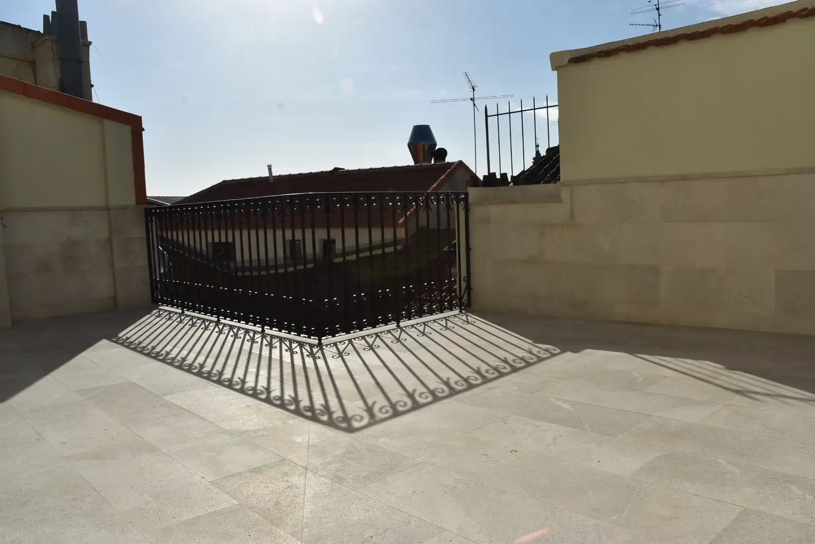 Terraza de Ático de alquiler en Madrid con Aire acondicionado, Calefacción y Parquet