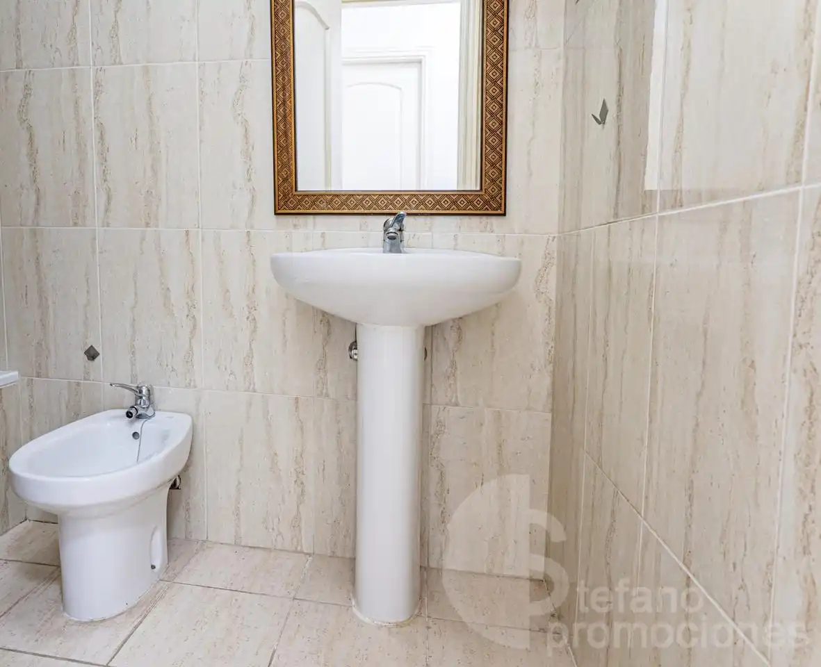 Baño de Piso en venta en Málaga con Aire acondicionado, Terraza y Piscina comunitaria