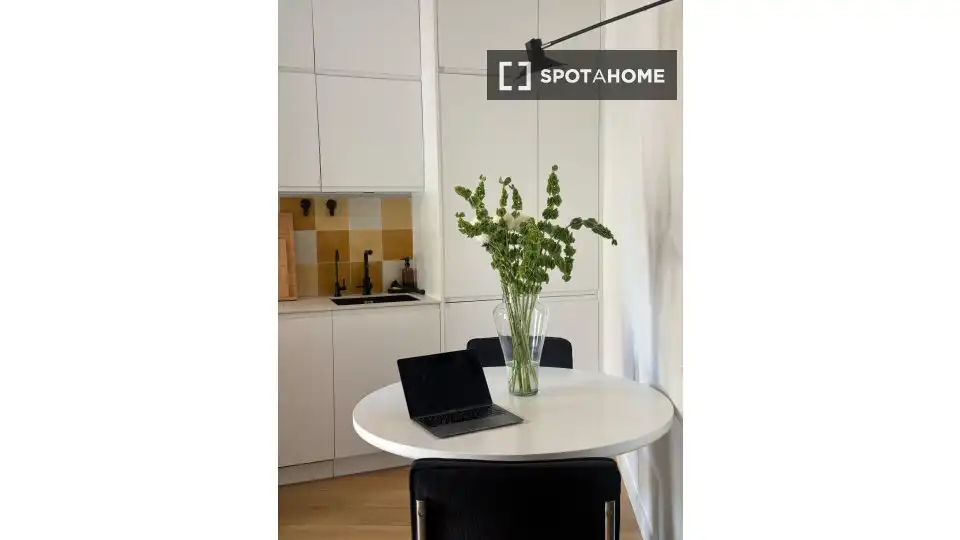 Exterior view of Flat for rent in Barcelona  with Air Conditioner, Heating and Furnished