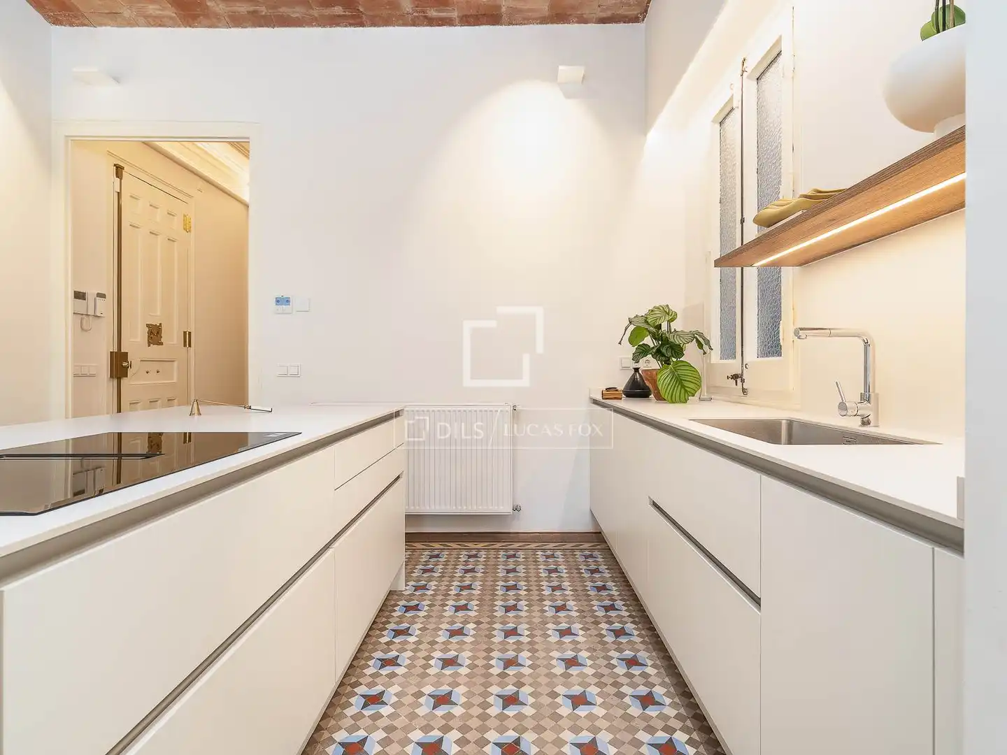 Cocina de Piso en venta en Barcelona con Aire acondicionado