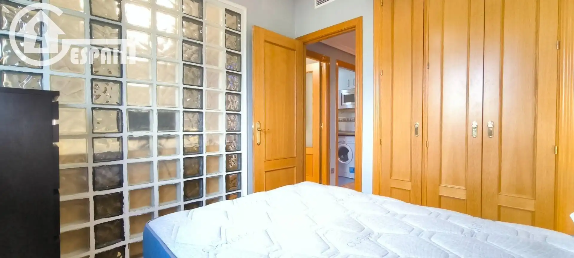 Bedroom of Flat for sale in Madrid  with Air Conditioner, Heating and Private garden
