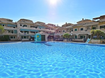 Ático con piscina en venta en Puerto de Mazarrón