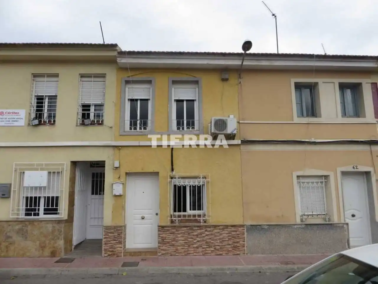 Adossat en venda a Calle Valle