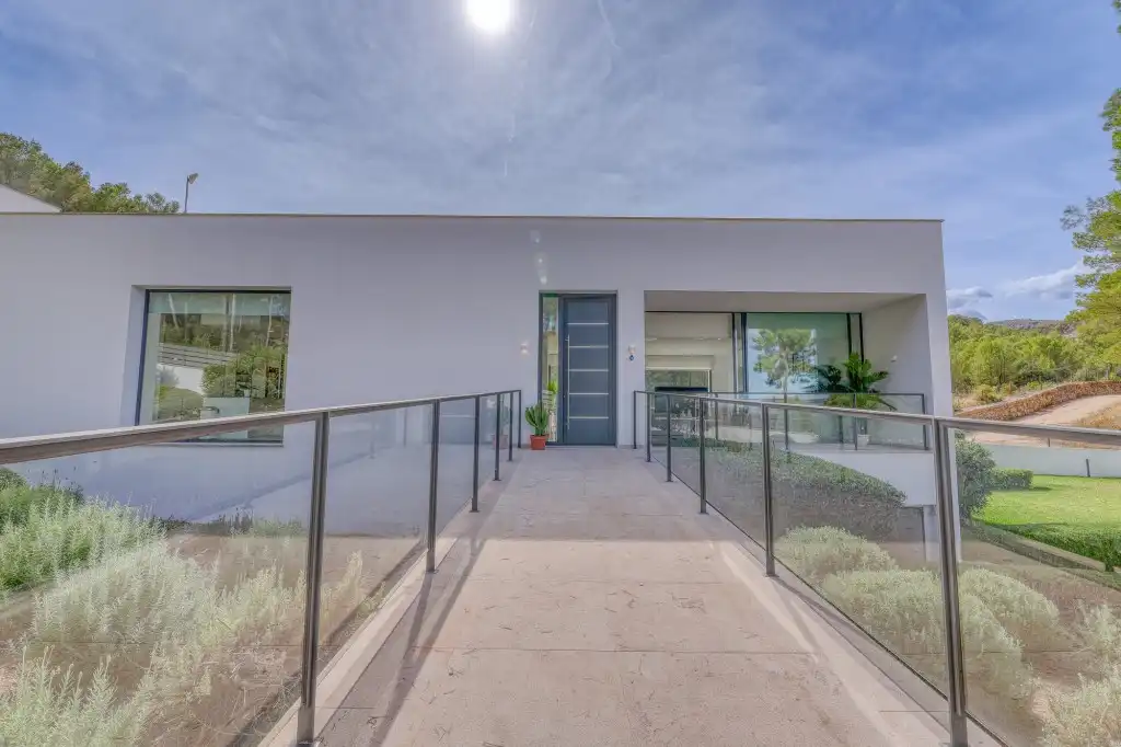 Chalet con piscina en venta en Ponent, imagen 3