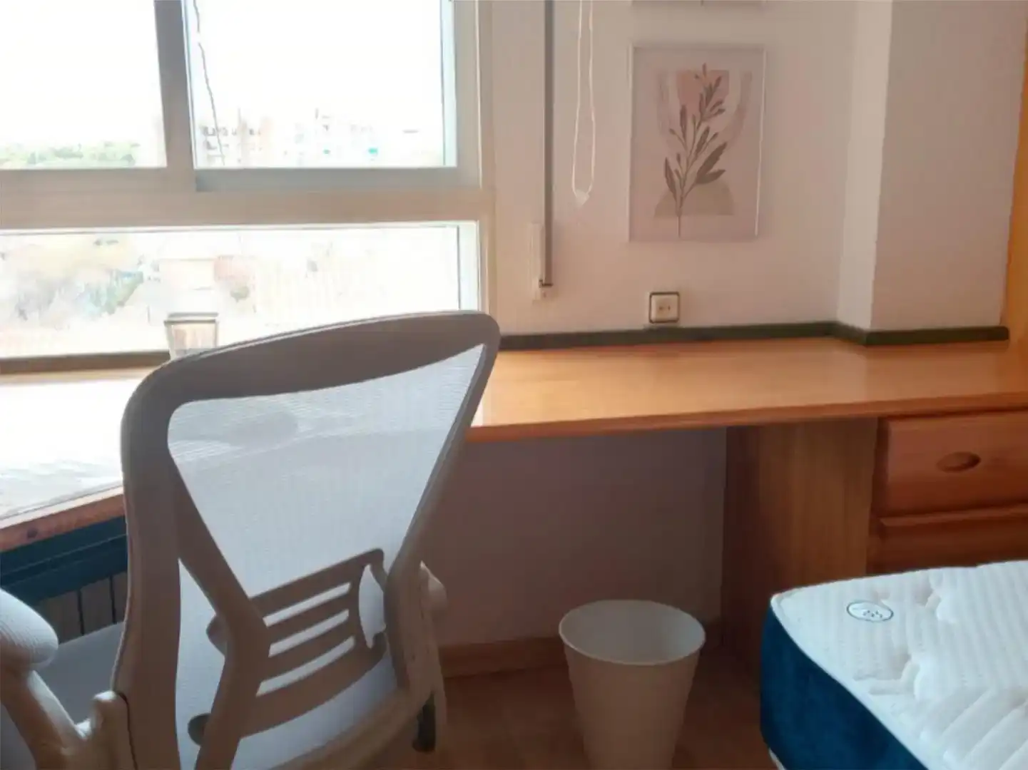 Dormitori de Pis per a compartir en Albacete amb Aire condicionat, Parquet i Moblat