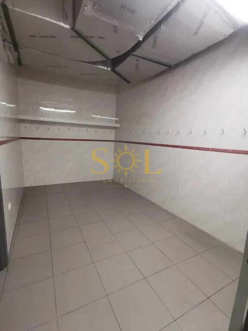 Local comercial en venda a Calle Alfonso V 11, imagen 18