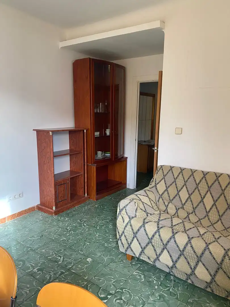 Piso de alquiler en Carrer Figuerola, La Devesa