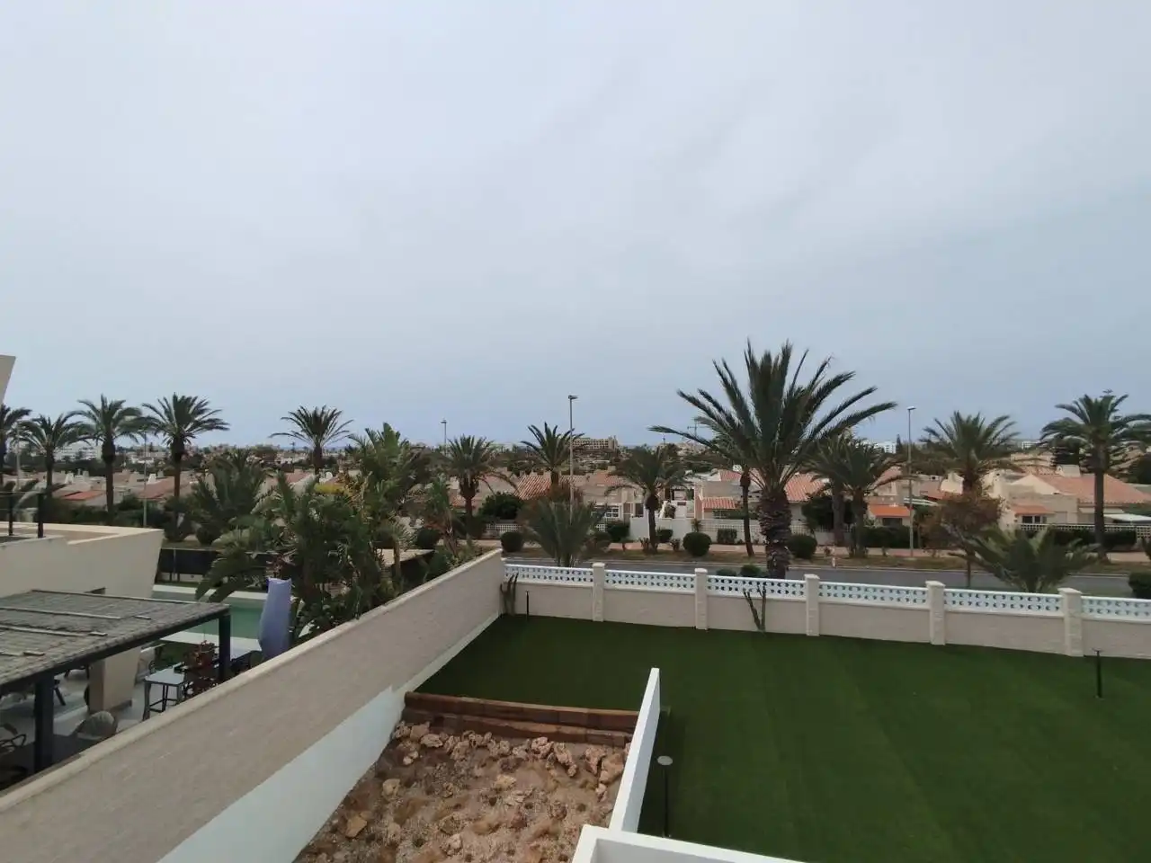 Terraza de Casa o chalet en venta en El Ejido con Aire acondicionado, Calefacción y Jardín privado