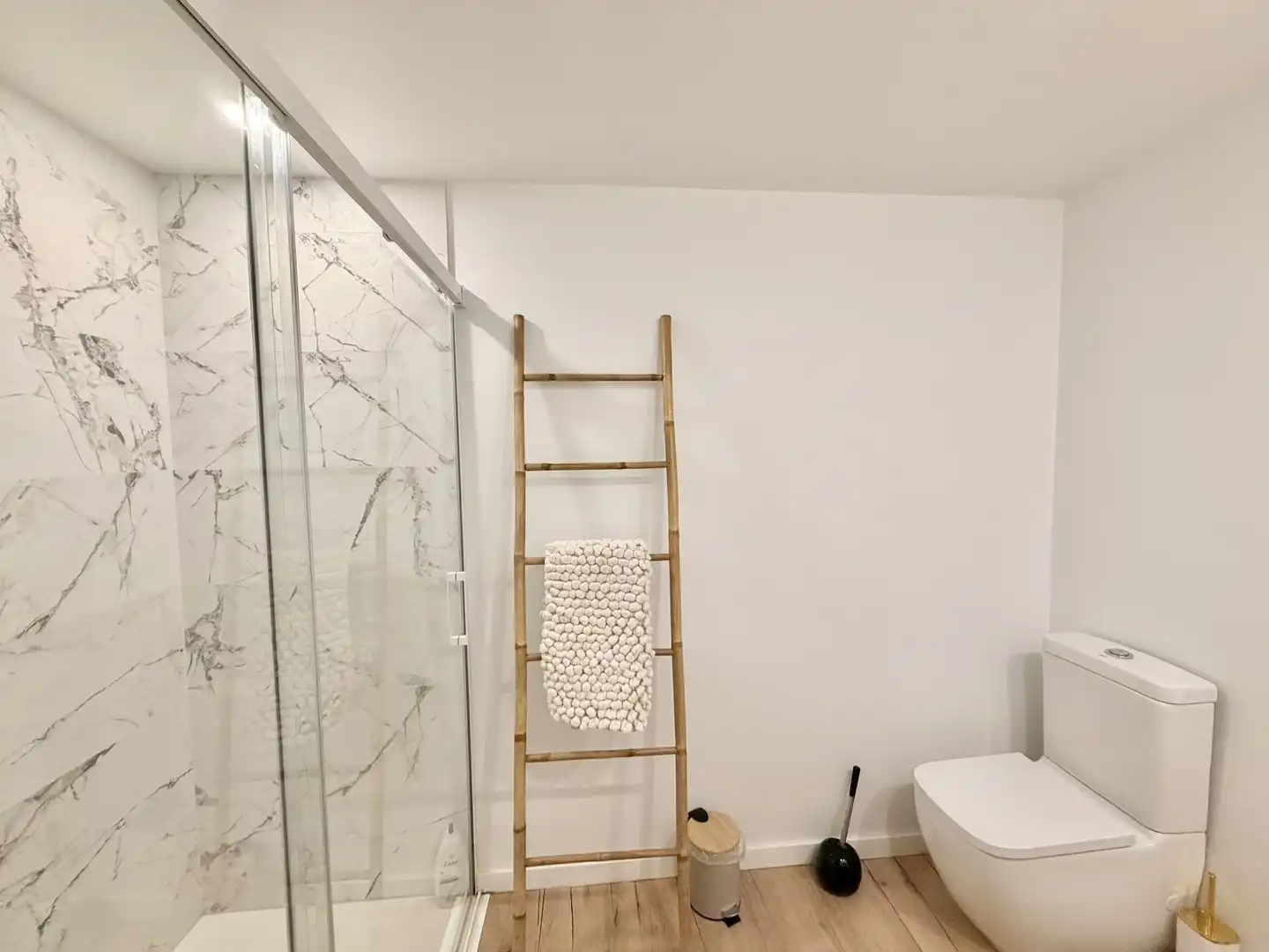 Baño de Dúplex en venta en Empuriabrava con Calefacción, Terraza y Horno