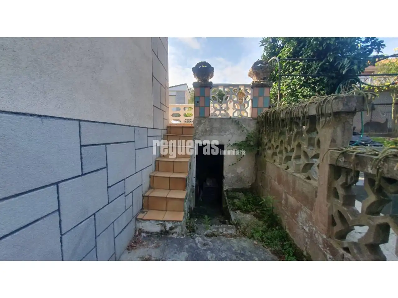Exterior view of Houses for sale in Corvera de Asturias  with Heating, Parquet flooring and Furnished