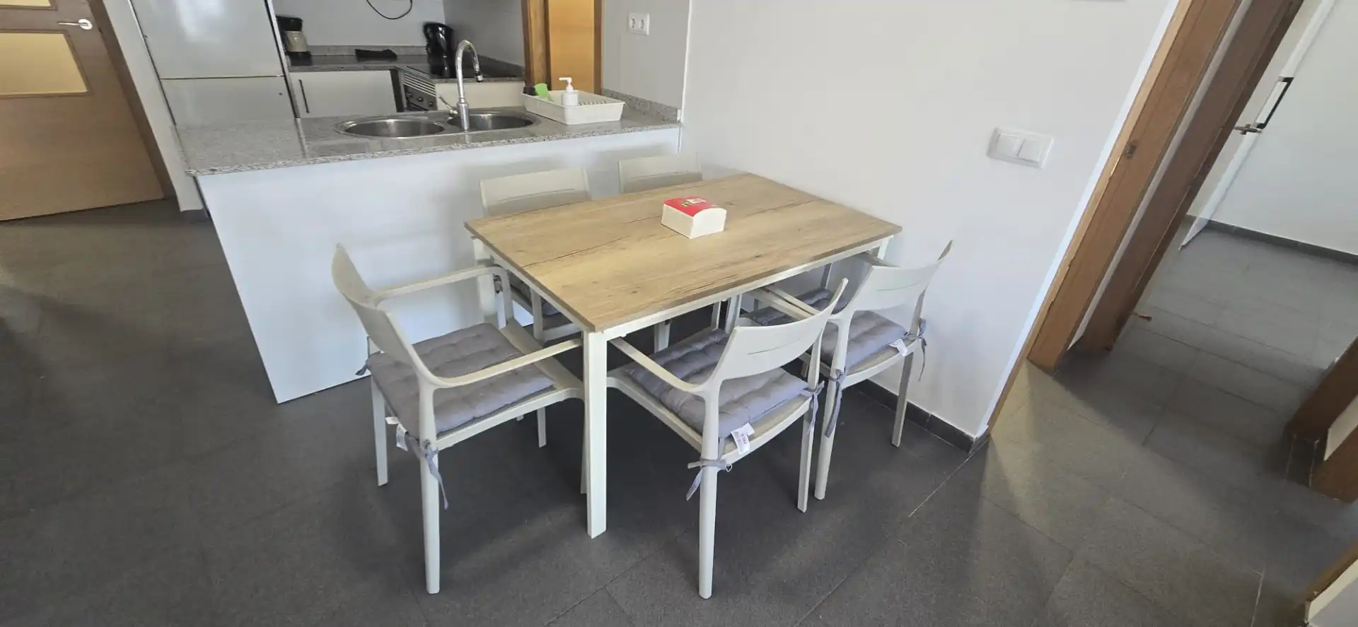 Dining room of Flat for rent in Benicarló  with Furnished, Oven and Microwave