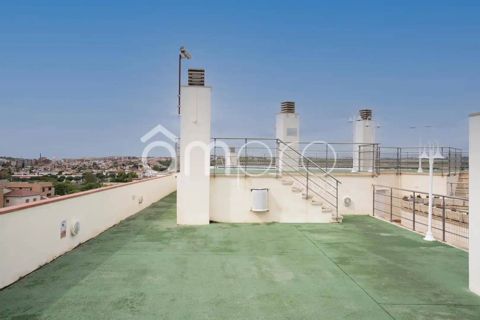 Terrasse von Wohnung zum Verkauf in Torredembarra mit Klimaanlage, Terrasse und Schwimmbad