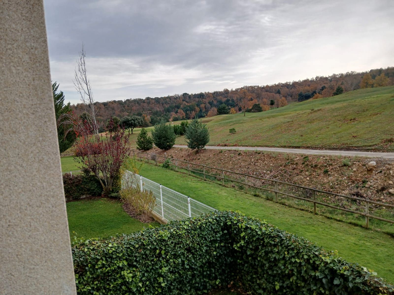 Jardín de Piso en venta en Sojuela con Calefacción, Parquet y Trastero