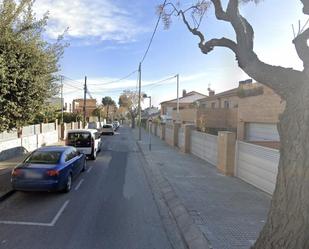 Vista exterior de Casa o xalet en venda en Sant Quirze del Vallès amb Jardí privat i Piscina comunitària