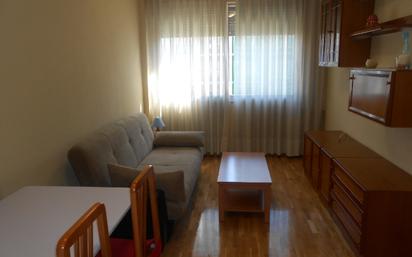 Flat to rent in Calle Poeta Joan Maragall, Castillejos - Cuzco