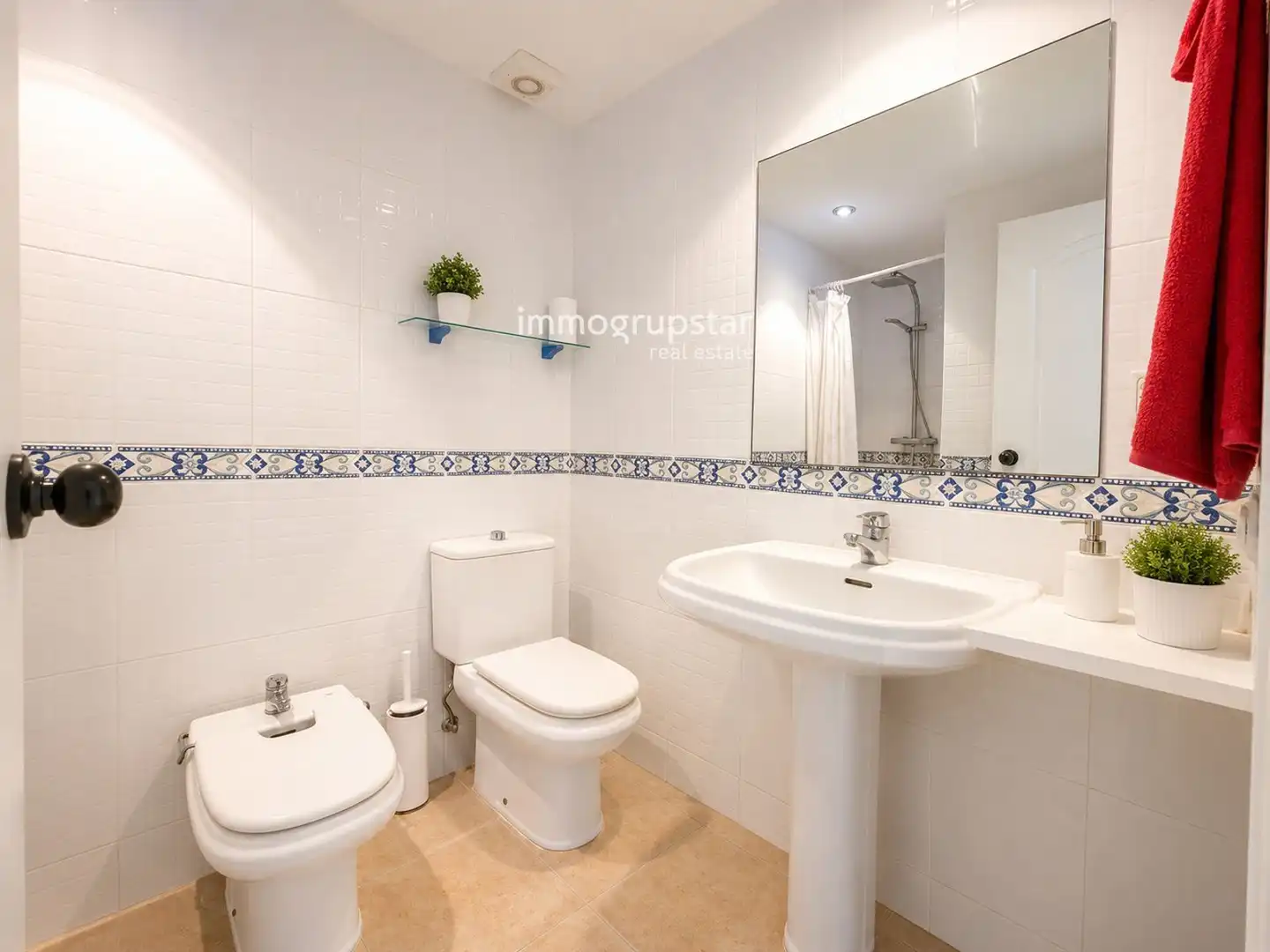 Bathroom of Attic for sale in Pals  with Air Conditioner, Heating and Terrace