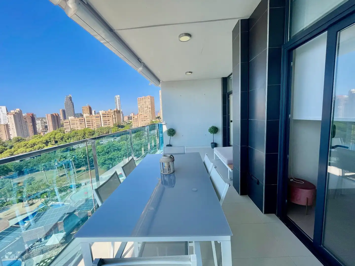Apartamento con piscina en alquiler en Playa de Poniente, imagen 5
