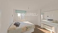 Bedroom of Flat for sale in L'Hospitalet de Llobregat  with Parquet flooring, Terrace and Balcony