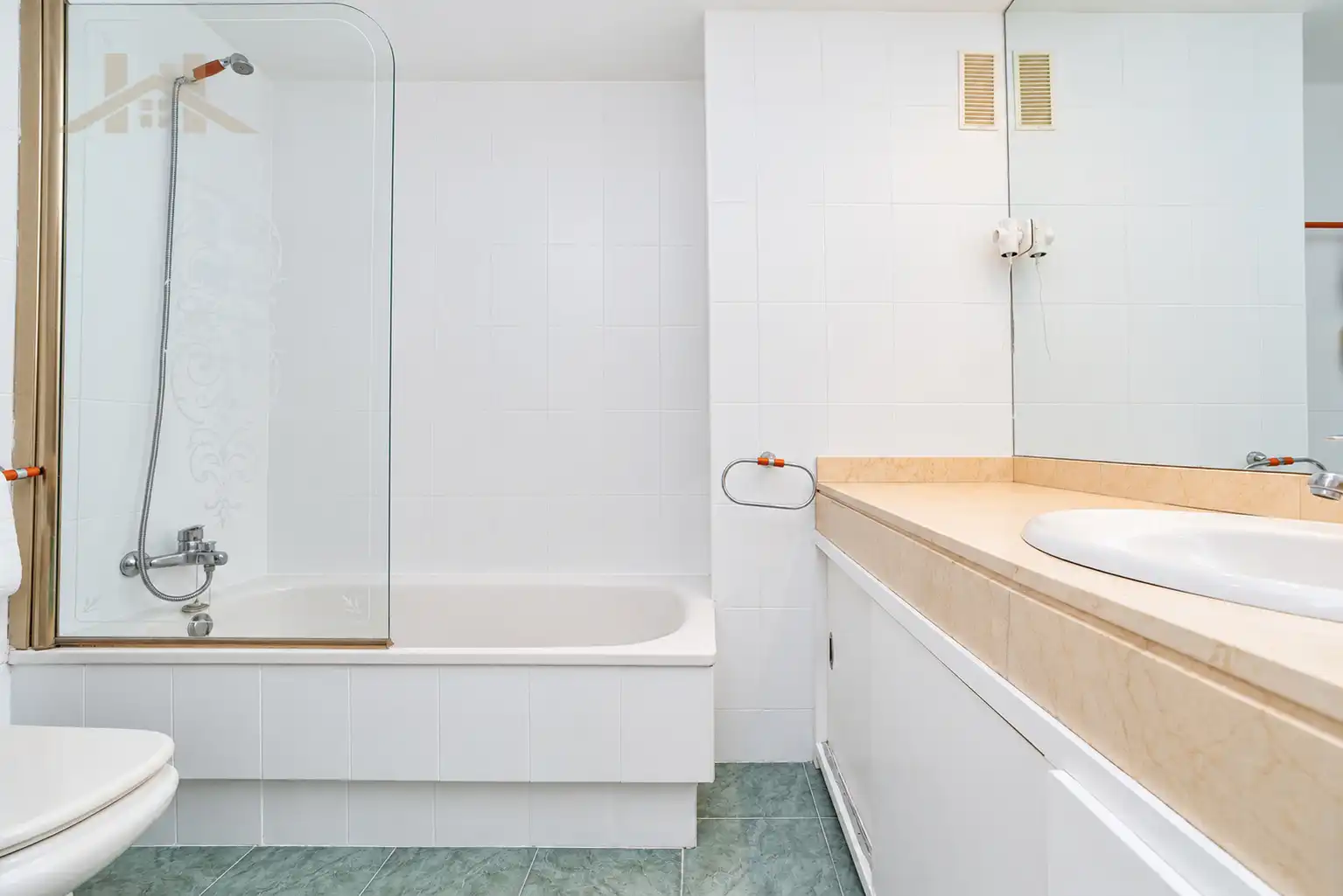Baño de Piso en venta en Europolis