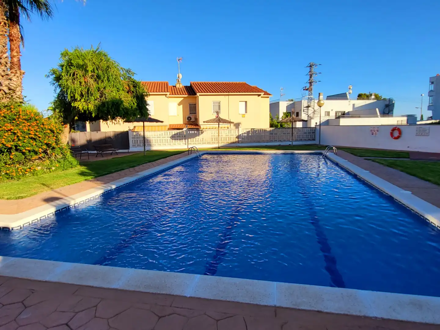Piscina de Casa adosada en venta en Creixell con Aire acondicionado, Calefacción y Jardín privado