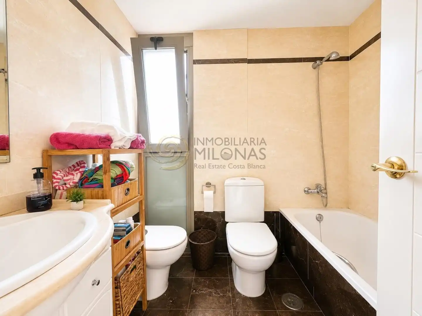 Apartamento con piscina en venta en Via Parque, imagen 23