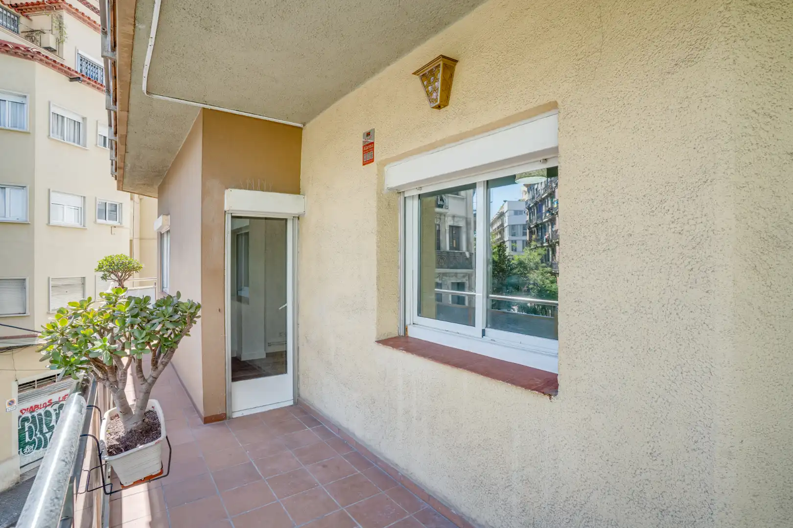 Terraza de Piso en venta en Barcelona con Calefacción, Parquet y Horno