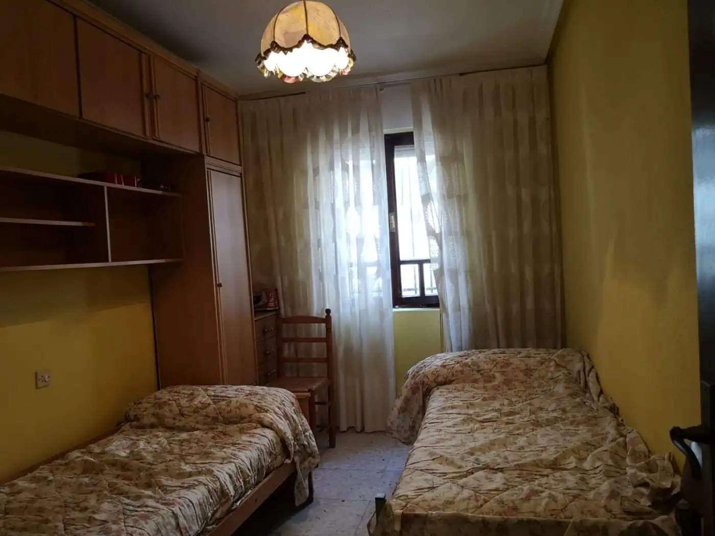 Schlafzimmer von Erdgeschoss zum Verkauf in Sequeros mit Heizung, Abstellraum und Möbliert