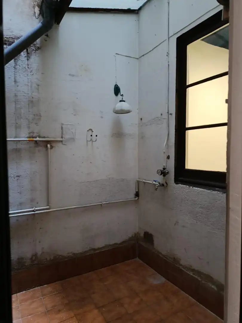 Baño de Piso en venta en Barcelona con Calefacción y Balcón