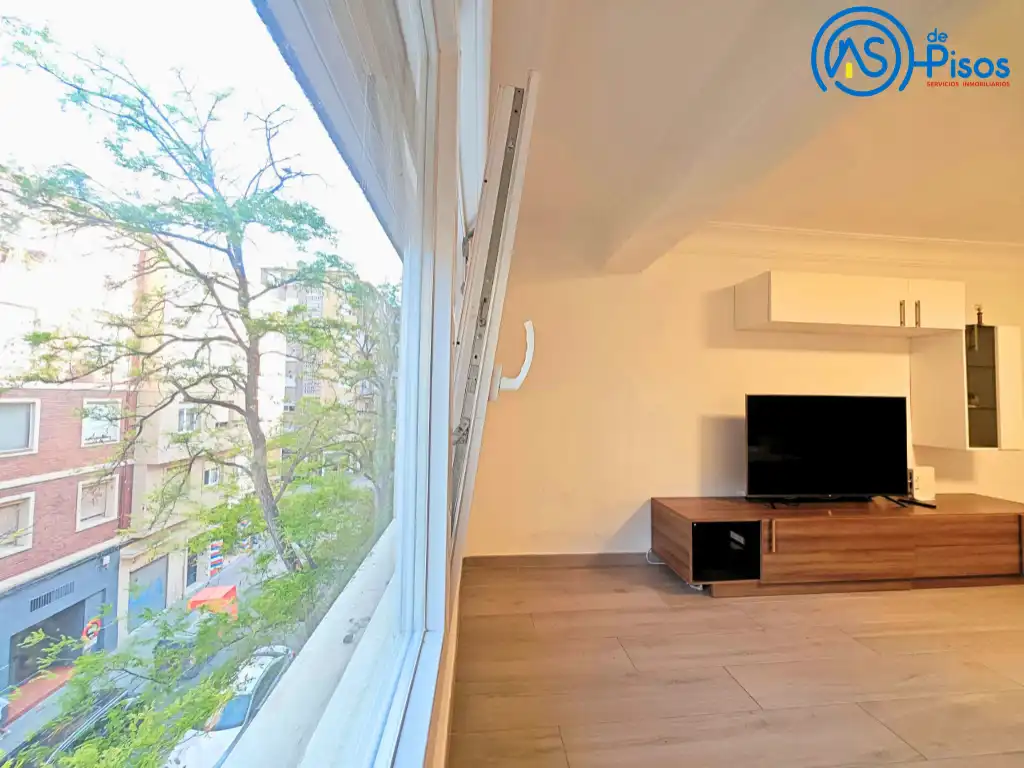 Balcony of Flat for rent in Zaragoza  with Air Conditioner, Heating and Parquet flooring