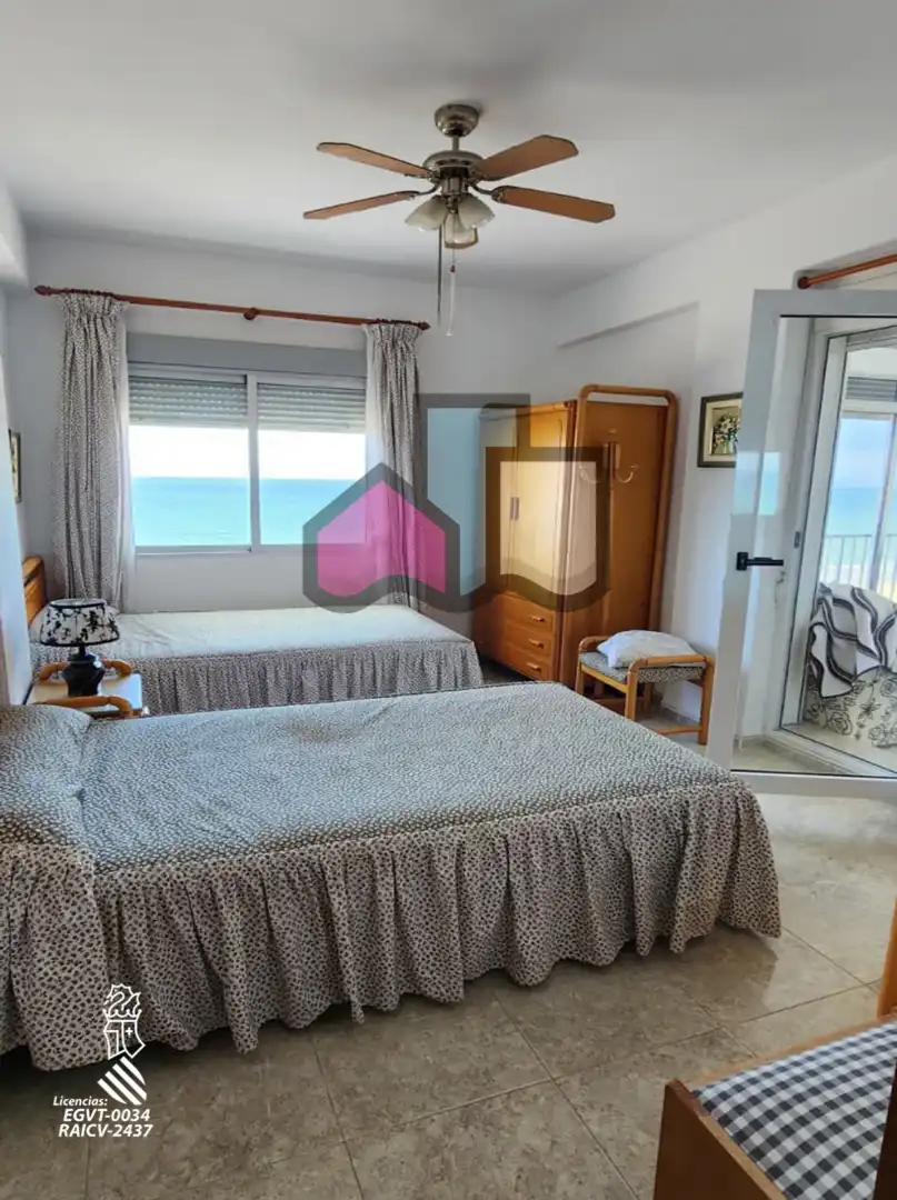 Habitación de Apartamento en venta en Cullera con Terraza, Amueblado y Horno