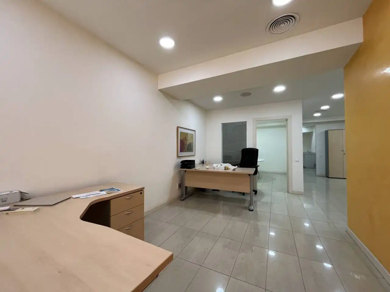 Oficina de alquiler en Esplugues de Llobregat con Aire acondicionado, Calefacción y Alarma