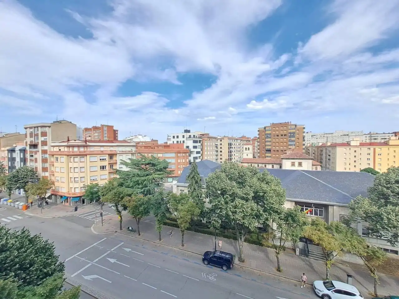 Vista exterior de Piso en venta en Burgos con Calefacción y Trastero