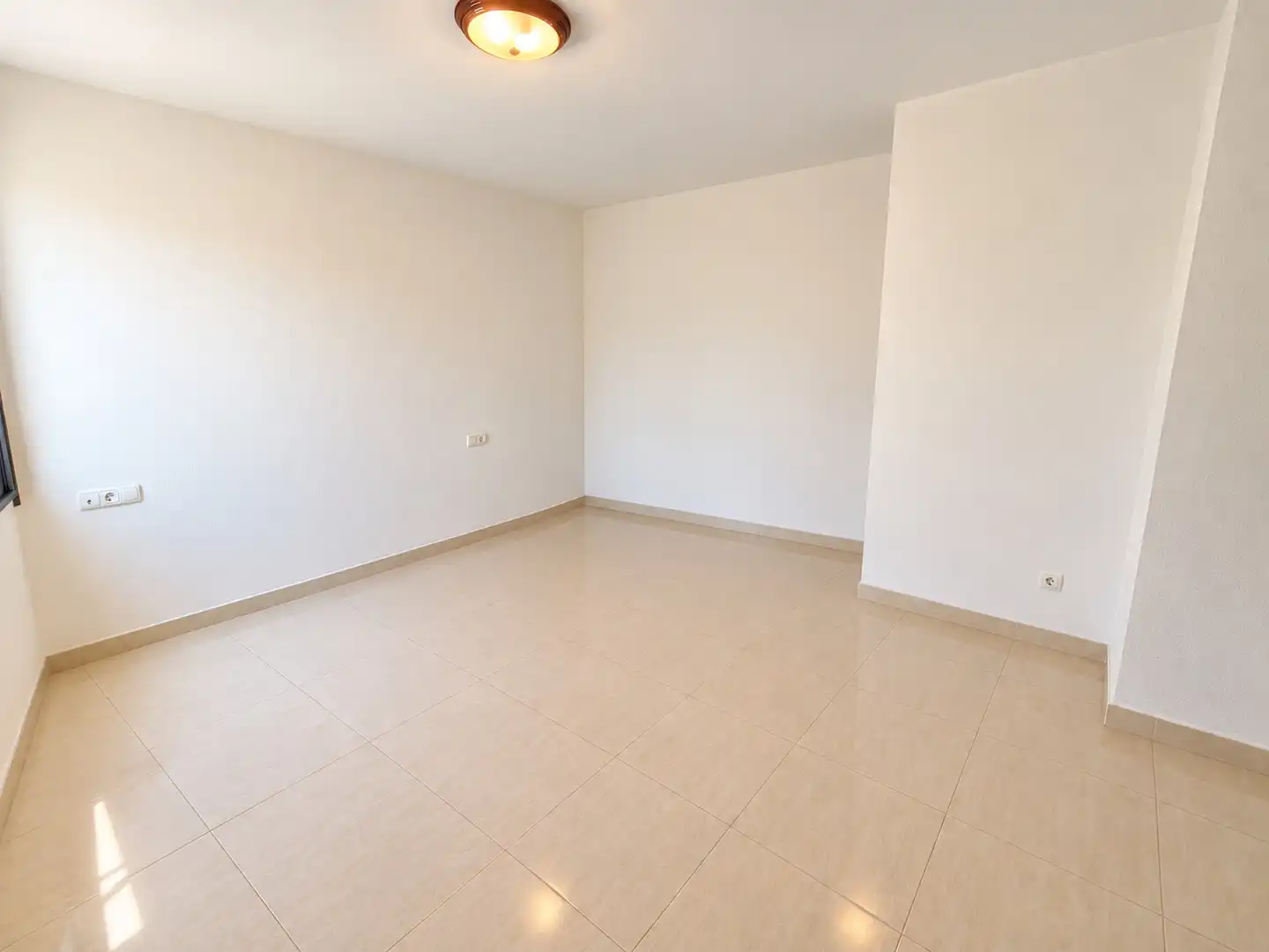 Habitación de Ático en venta en Calella, Barcelona