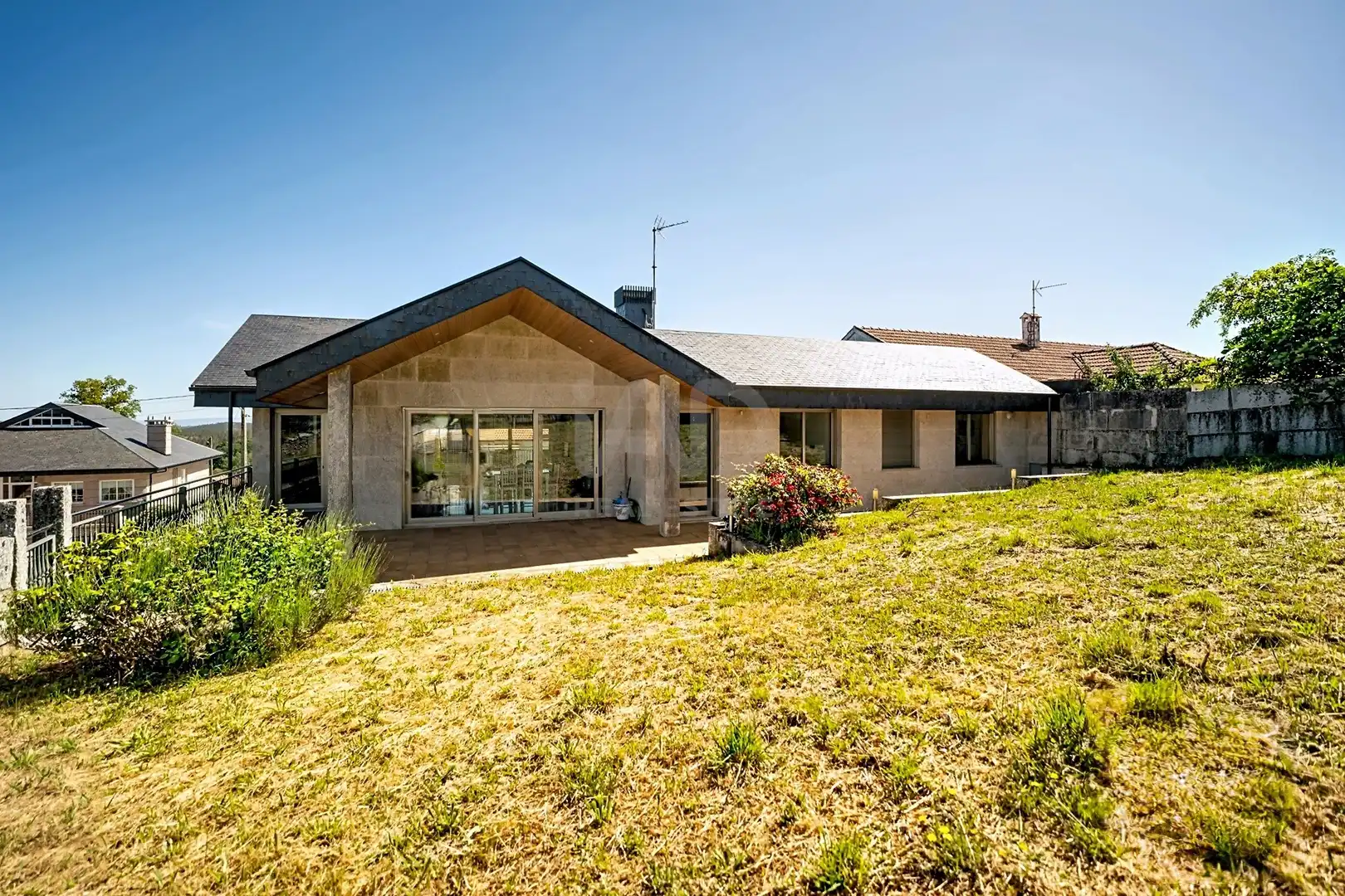 Vista exterior de Casa o chalet en venta en Beariz con Calefacción y Terraza