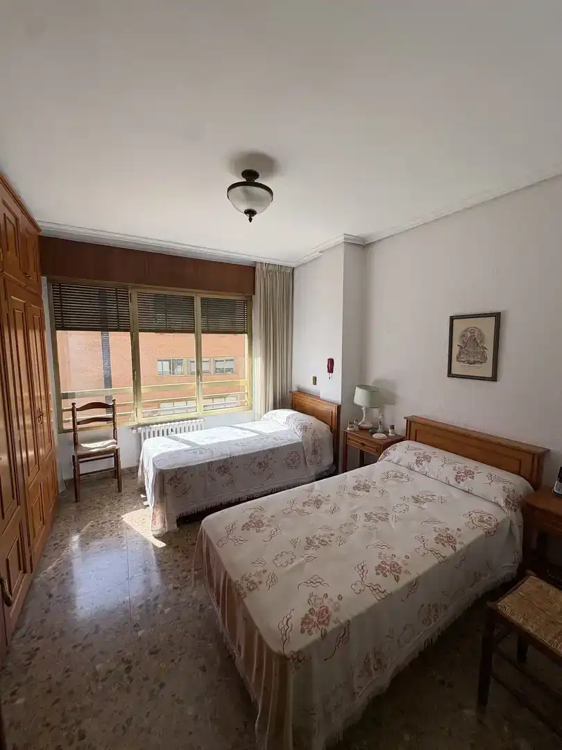 Schlafzimmer von Wohnung zum Verkauf in  Albacete Capital mit Klimaanlage und Balkon