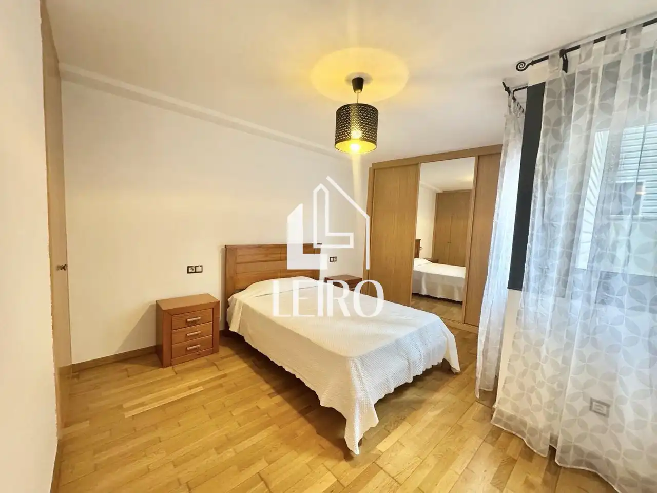 Habitación de Apartamento en venta en Vilagarcía de Arousa con Calefacción, Terraza y Trastero