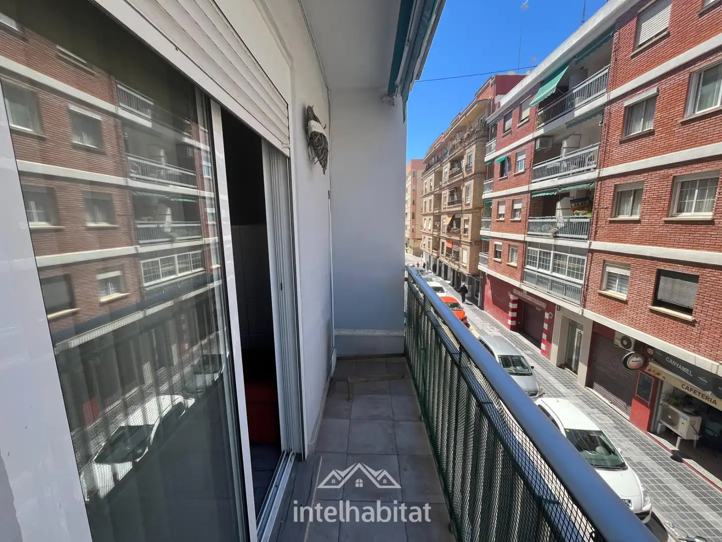 Terraza de Piso en venta en Valencia con Aire acondicionado, Terraza y Amueblado