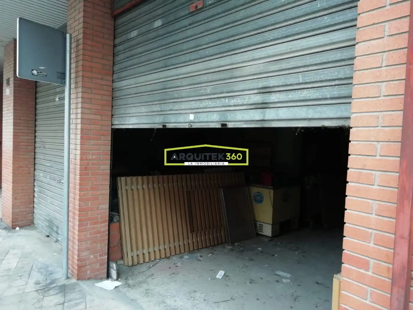 Local comercial en venda a Calle corts catalanes, imagen 3