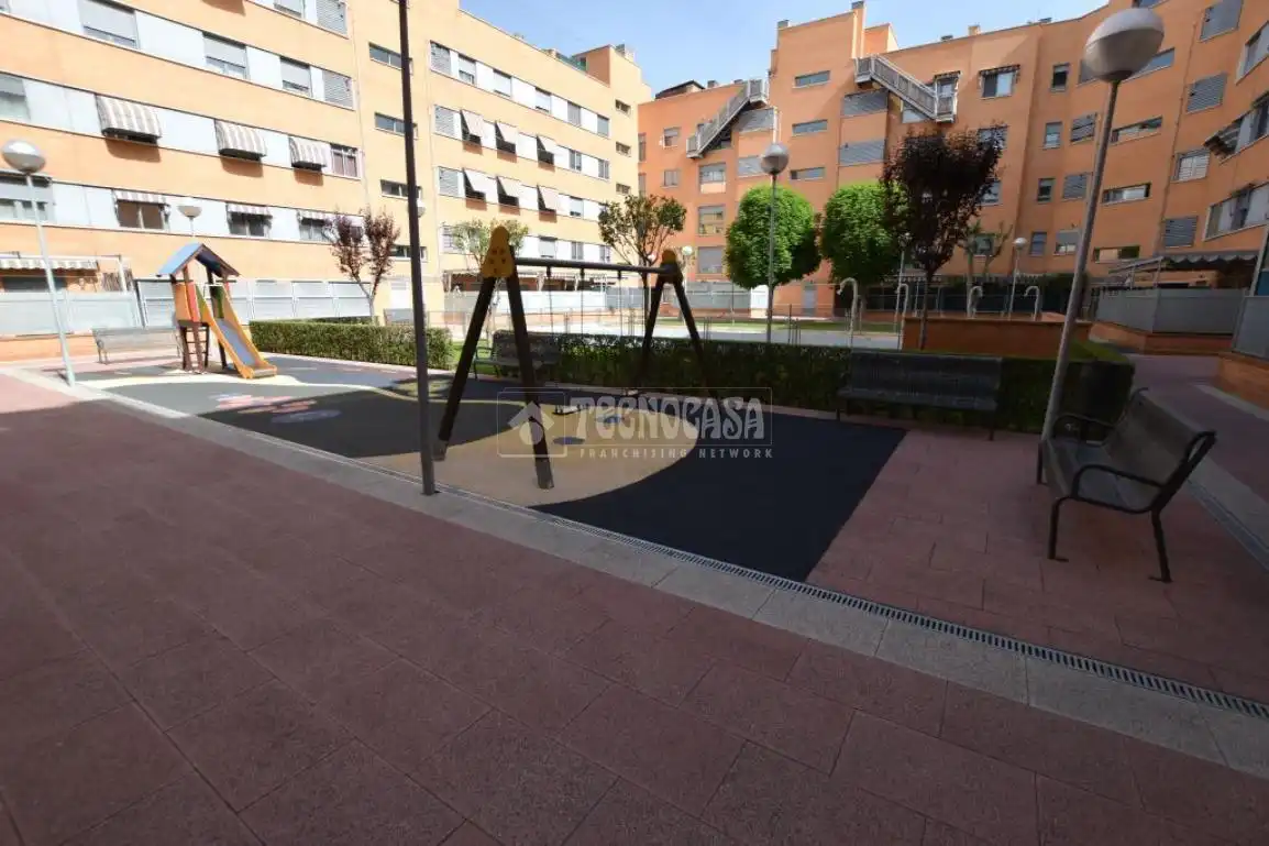 Parking of Flat for sale in Getafe  with Air Conditioner, Heating and Parquet flooring