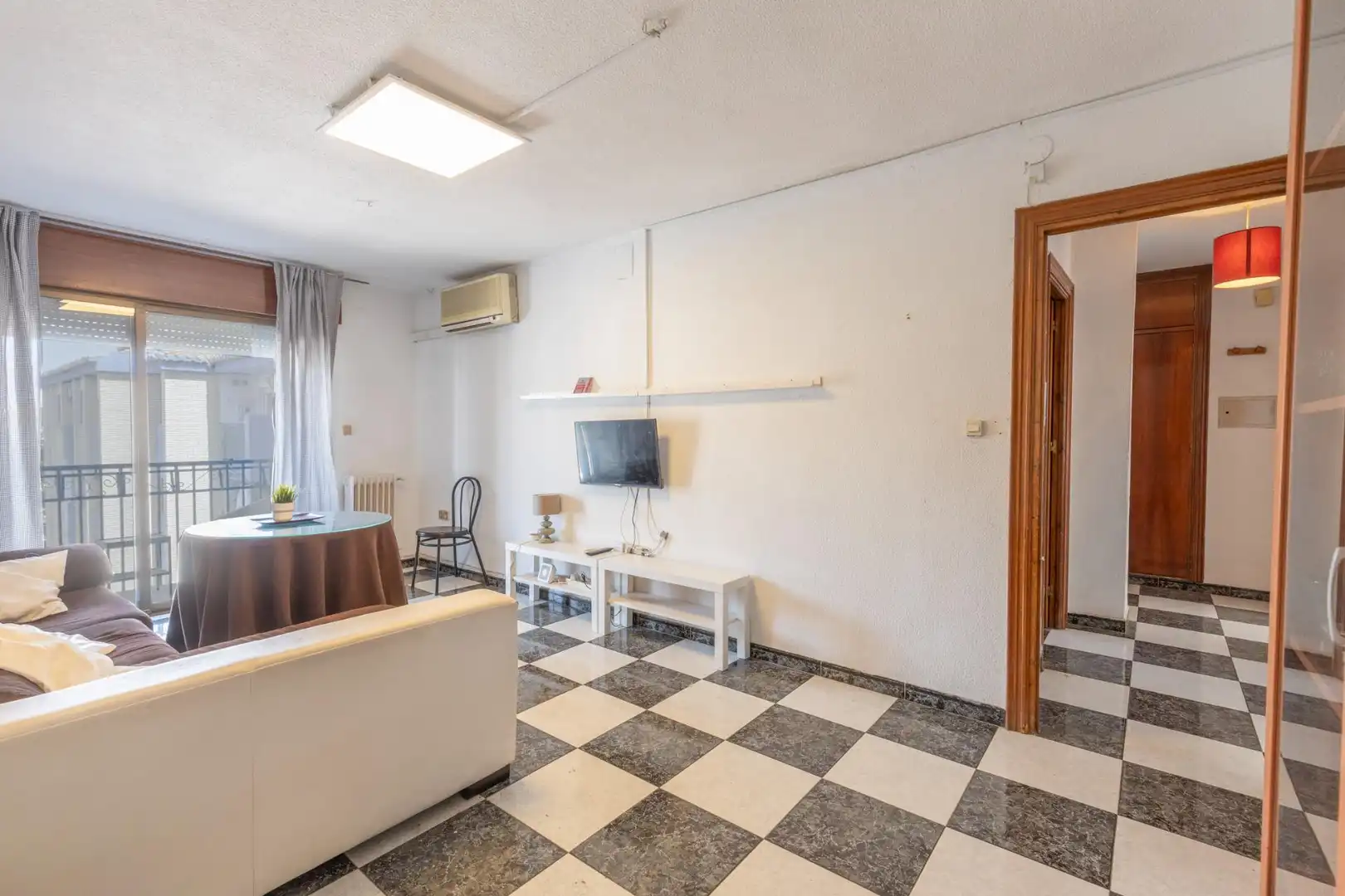 Piso en venta en Granada con Aire acondicionado, Calefacción y Balcón