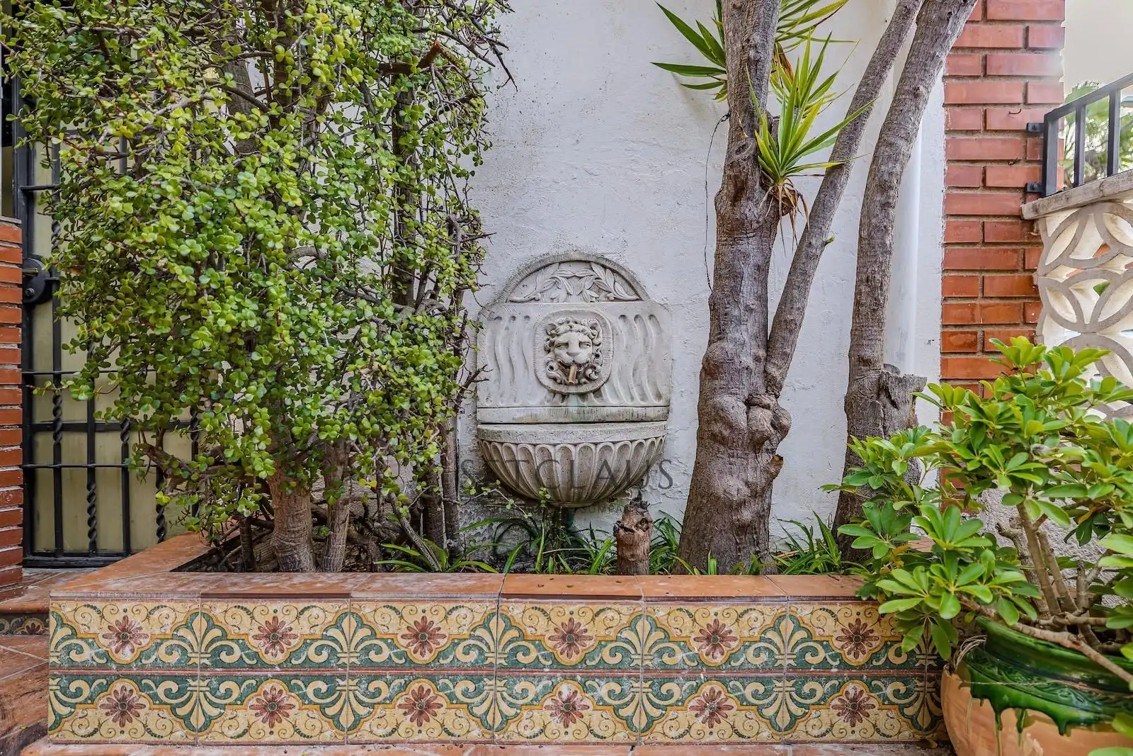 Jardí de Casa o xalet en venda en Alella amb Aire condicionat, Calefacció i Jardí privat